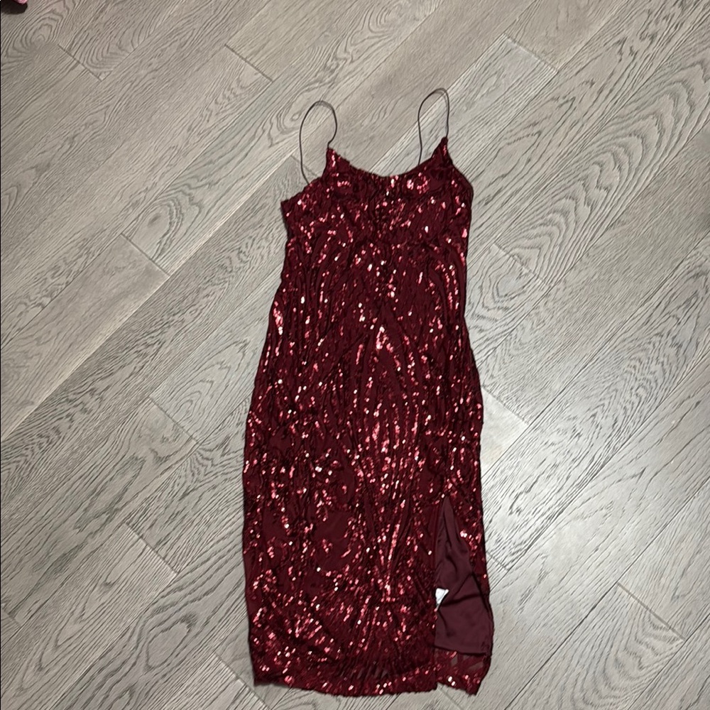 Elegant Burgundy Sequin Dress
